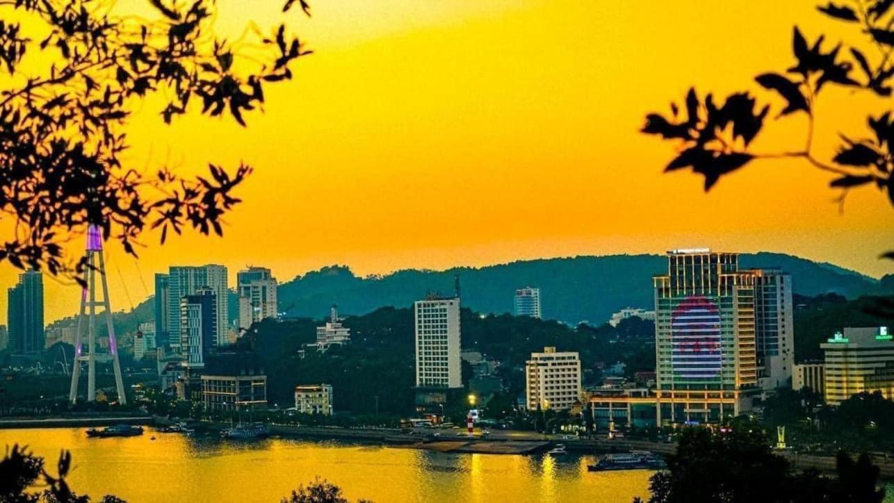 The 1108 Sapphire Ha Long Apartment Exterior foto